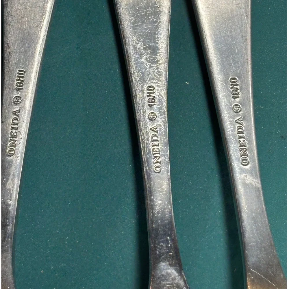 Oneida 18/10 Stainless Steel Serving Set Fork Slotted Solid Spoon 3 Piece Silver